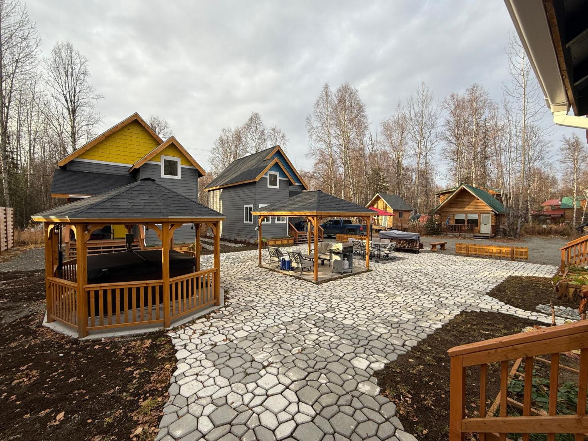 Talkeetna Log Cabin With Hot Tub Unit 2 Buitenkant foto